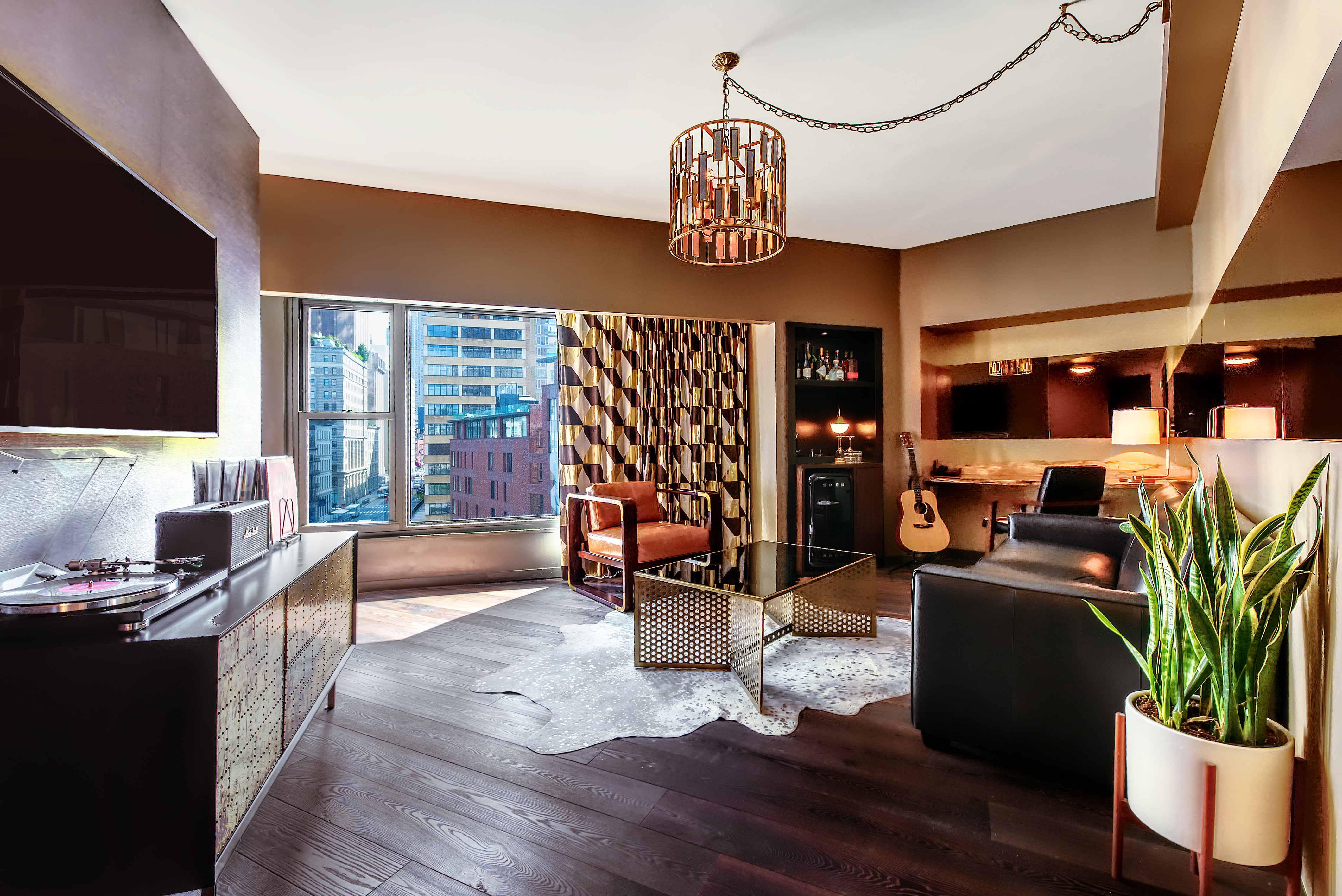 Deluxe Suite living area