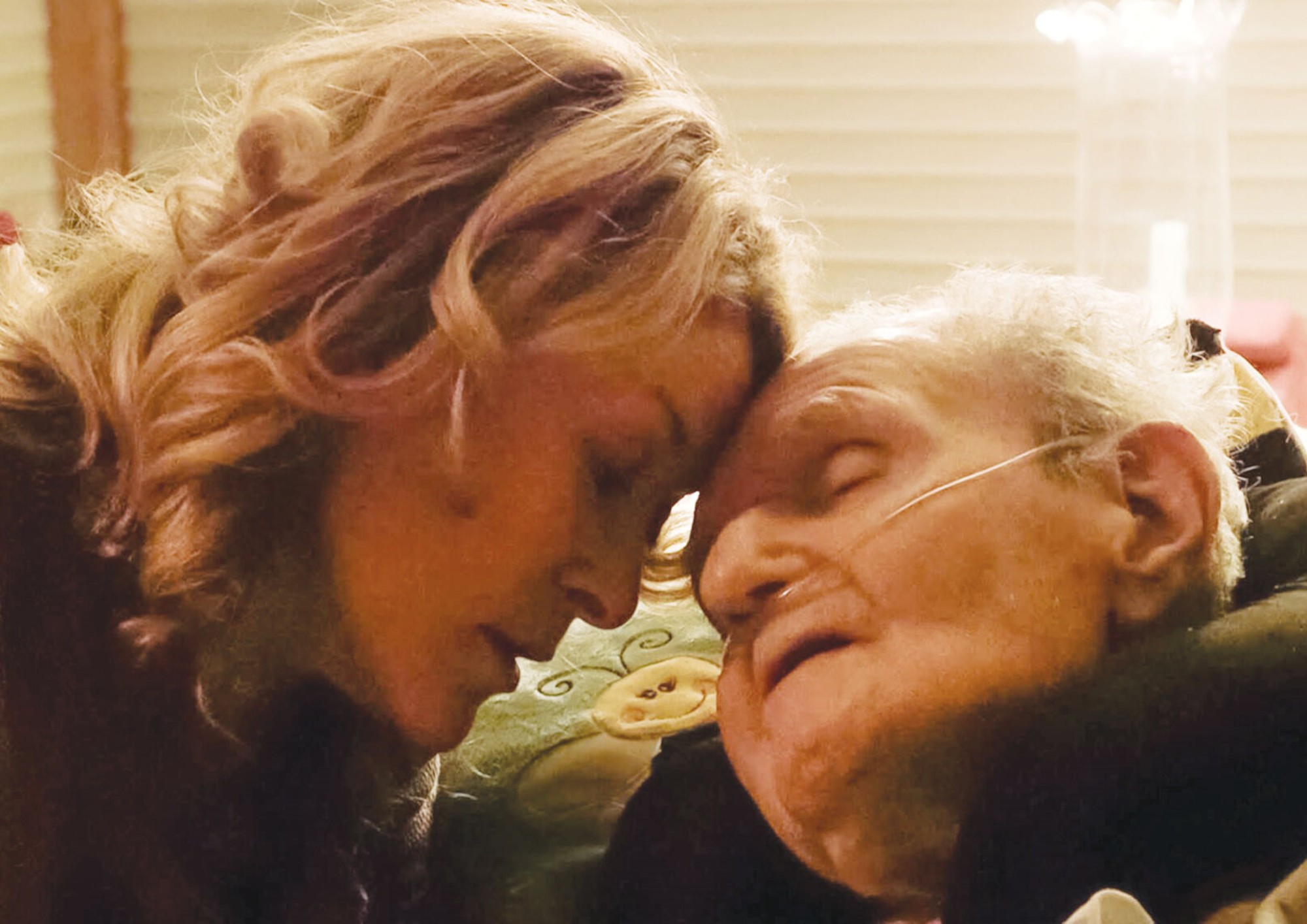 Image from the motion picture Last Flight Home