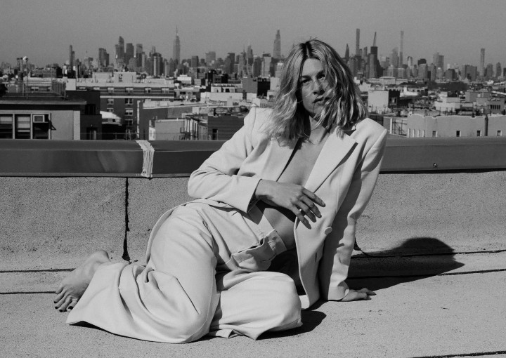 Portrait of musician Indigo Sparke