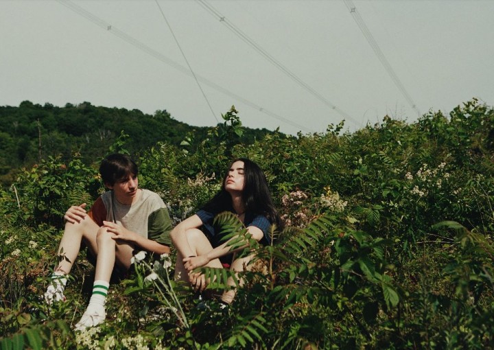 Image from the motion picture Falcon Lake