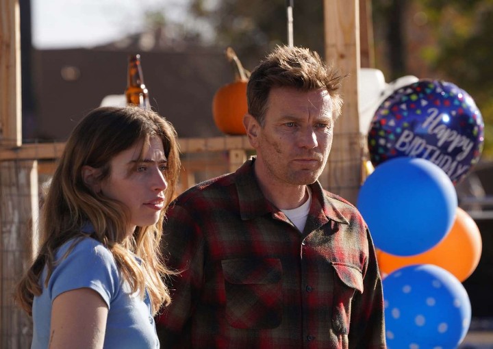 Image from the motion picture Bleeding Love