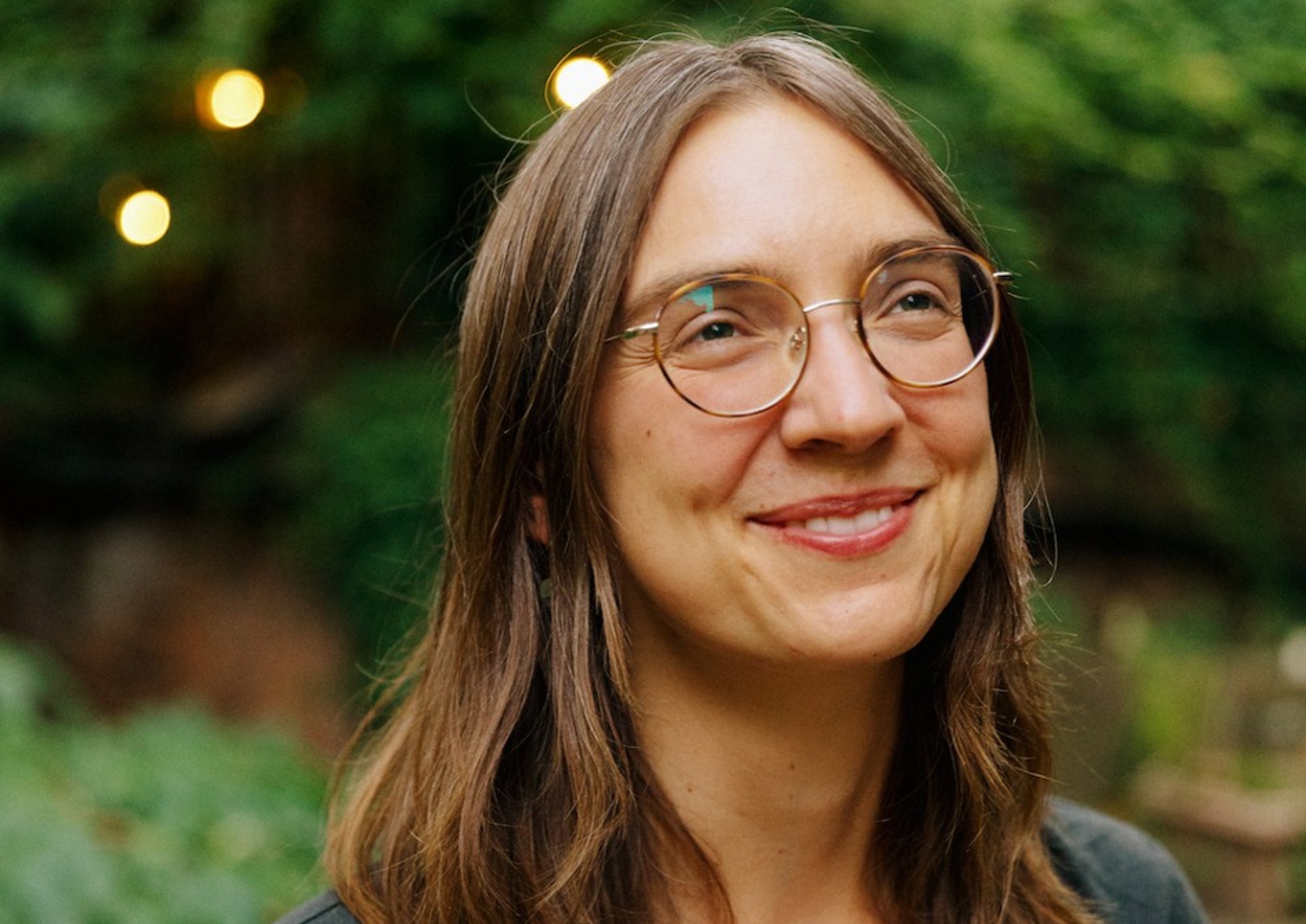 Portrait of author Laura Henriksen