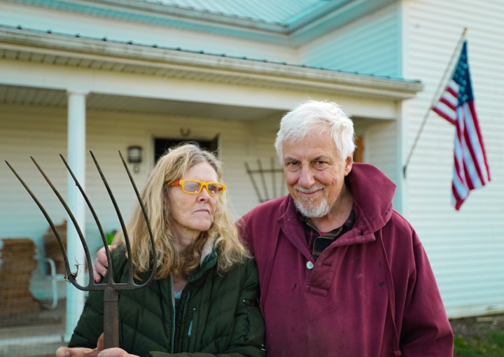 Image from the motion picture Married to Comics