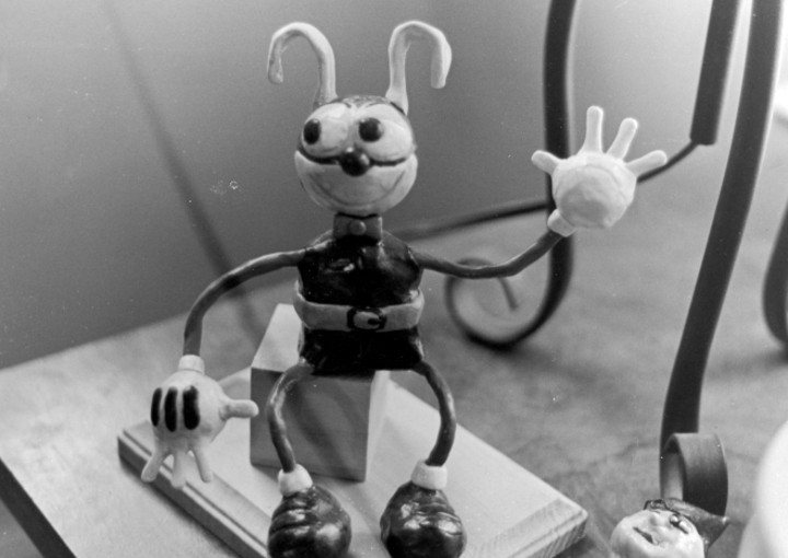 Image from Peculiar Puppets IX