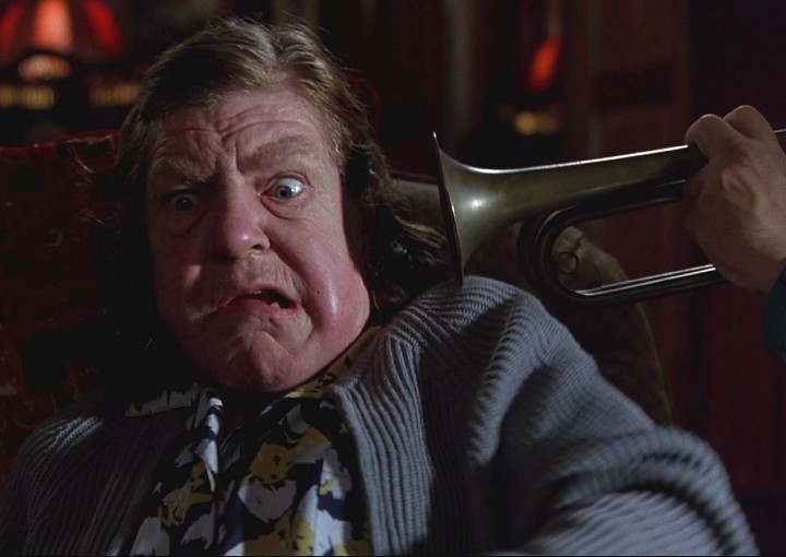 Image from the motion picture Throw Momma from the Train