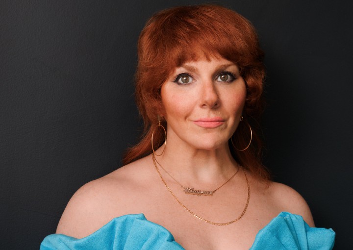 Portrait of comedian Julie Klausner