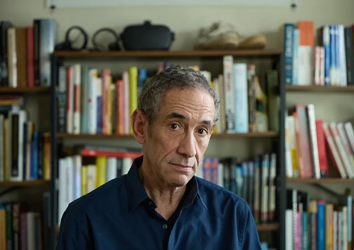Portrait of writer Douglas Rushkoff