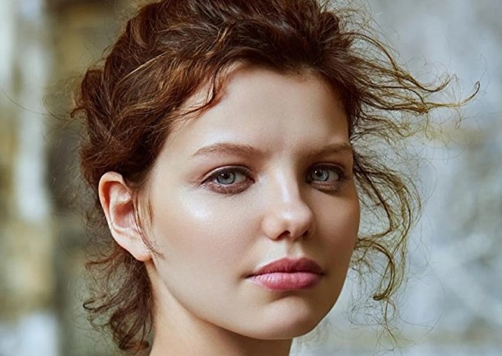 Portrait of actor Chloë Levine