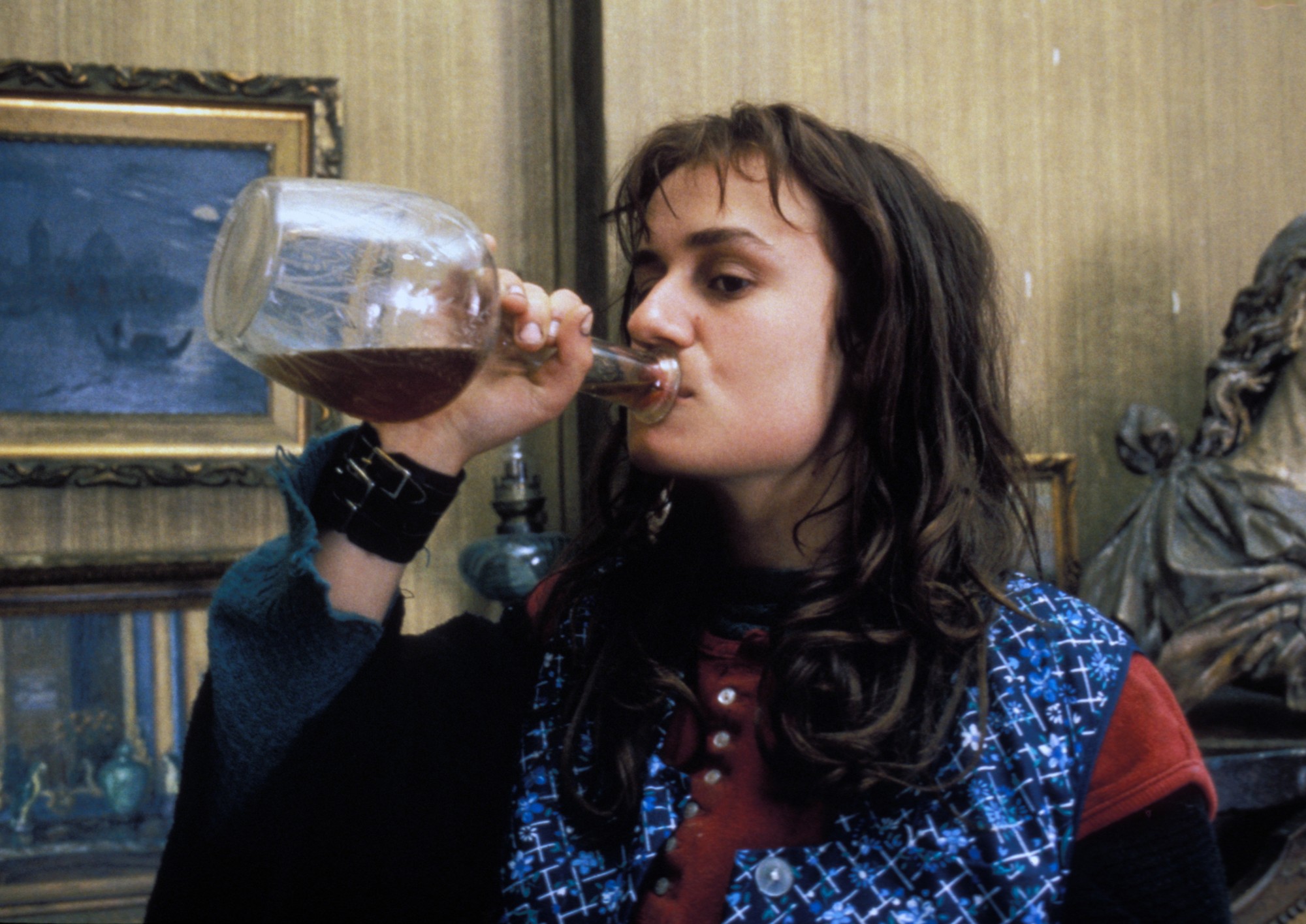 Image from the motion picture Vagabond